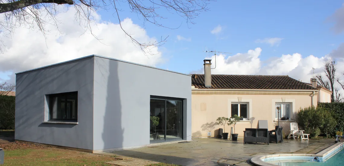Extension et réaménagement d’une maison d’habitation SAINT MEDARD EN JALLES (33)