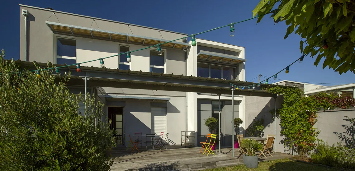 Surélévation d’une maison d’habitation LE BOUSCAT(33)