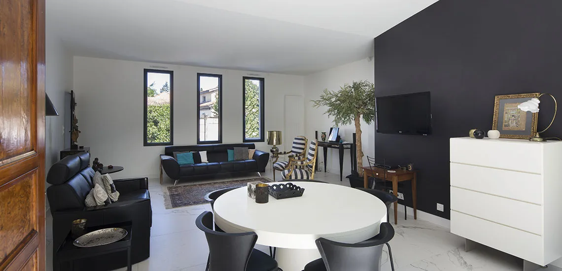 Réhabilitation d'une grange en maison d'habitation BRUGES (33)