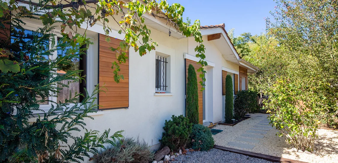 Réaménagement des espaces de vie d'une maison d'habitation à LEOGNAN (33)