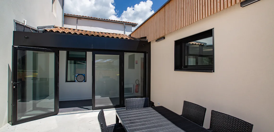 Extension d'une agence bancaire à MIOS (33)