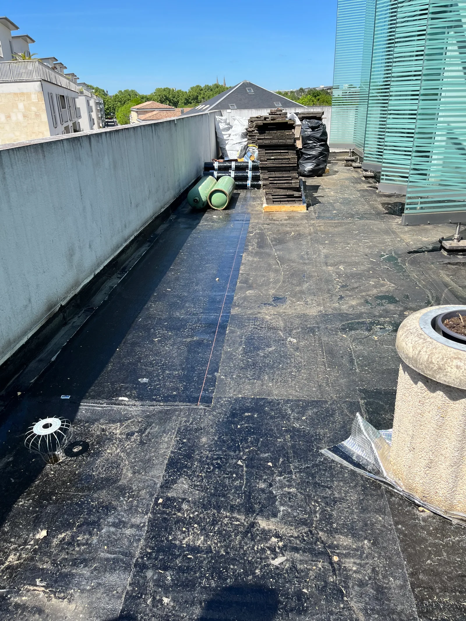 Réfection de l’étanchéité des toitures terrasses (33)