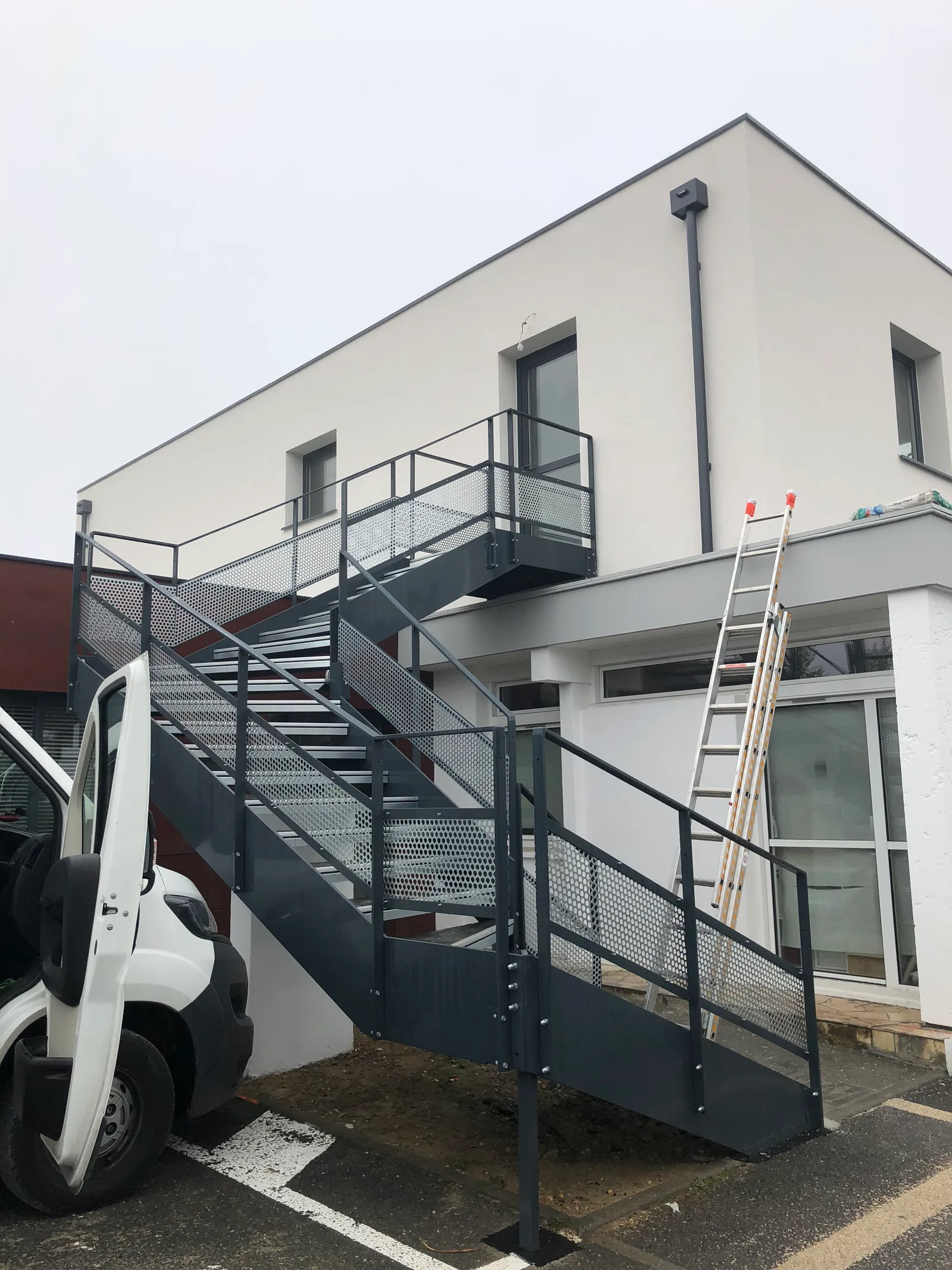 Surélévation d’un cabinet d’orthophonie (33)