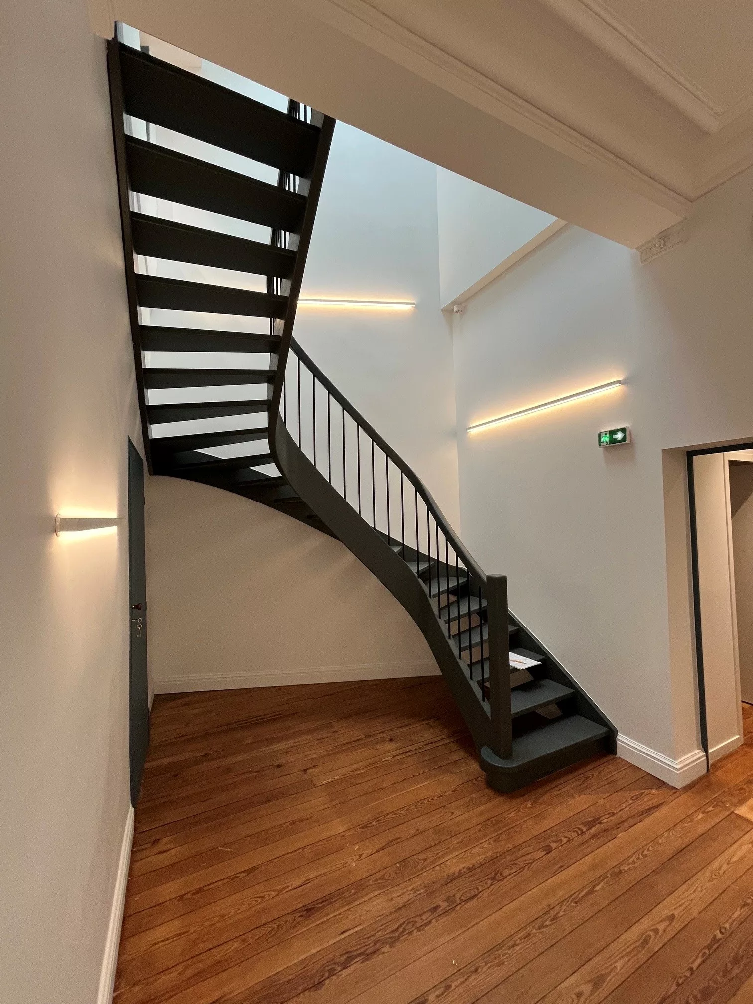 Réhabilitation d'un bâtiment anciens en bureaux